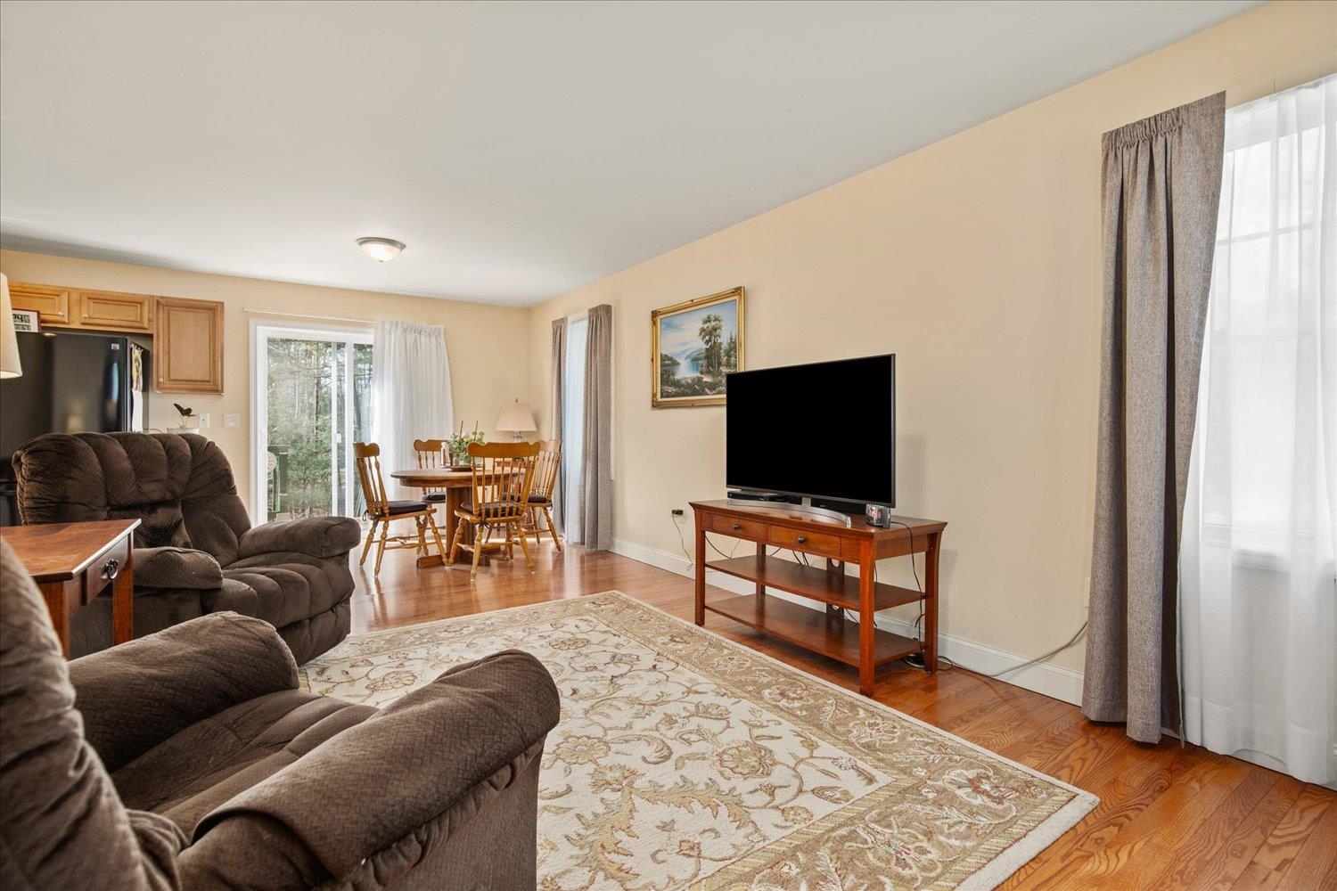 39 Cedar Creek Barrington, NH 03825 - Photo 10 of 34