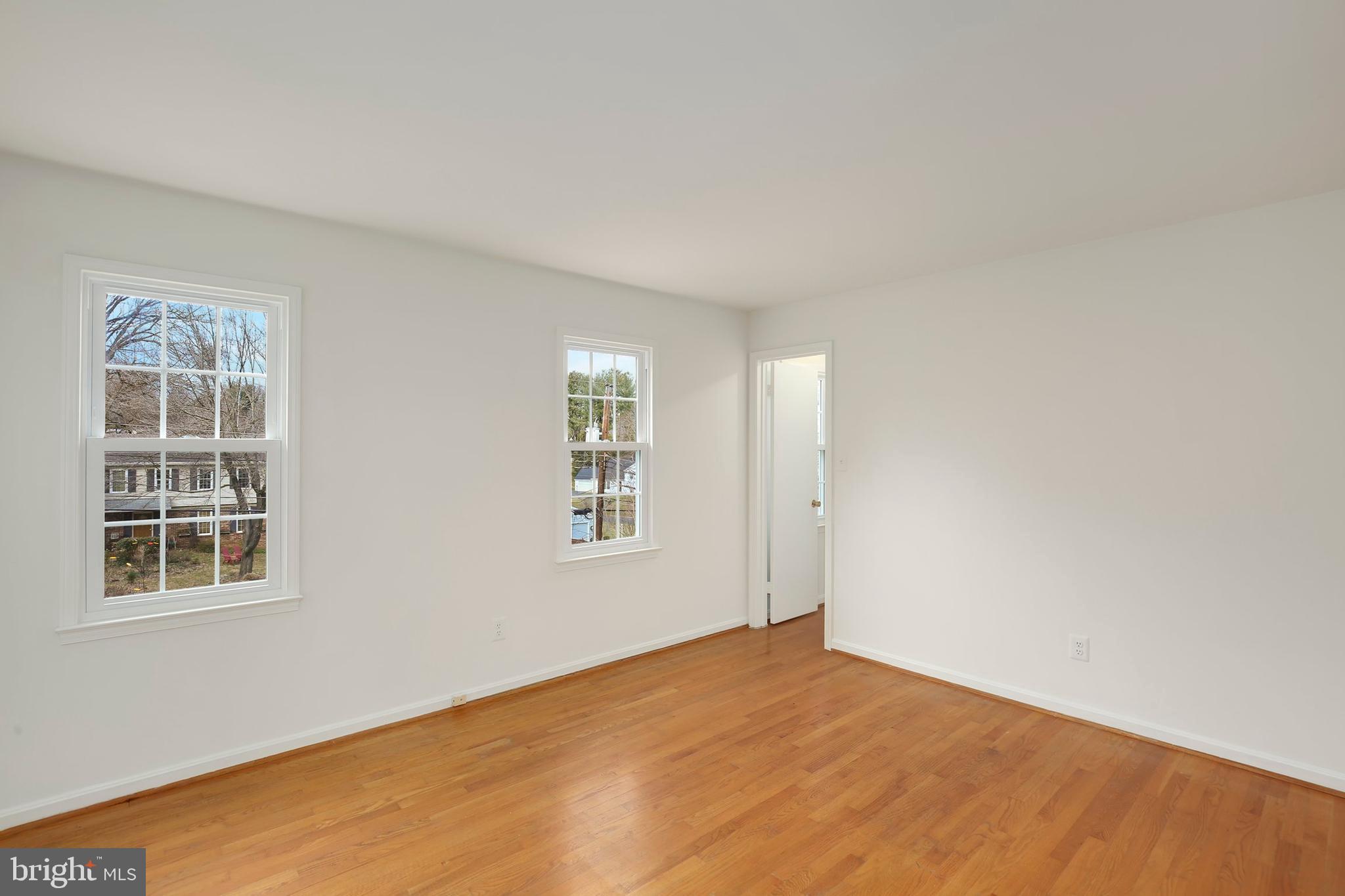 12231 St James Road Potomac, MD 20854 - Photo 17 of 36 Gallery Image 17