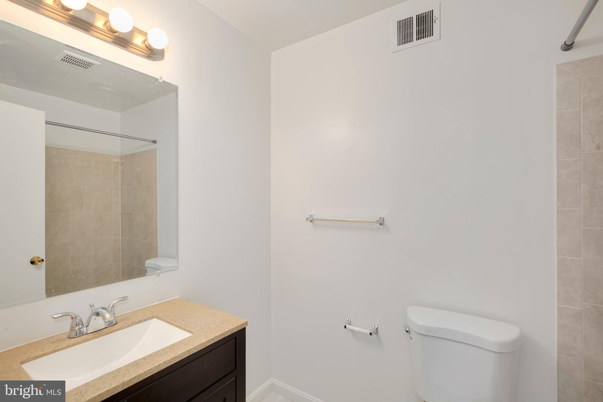 12231 St James Road Potomac, MD 20854 - Photo 19 of 36 Gallery Image 19
