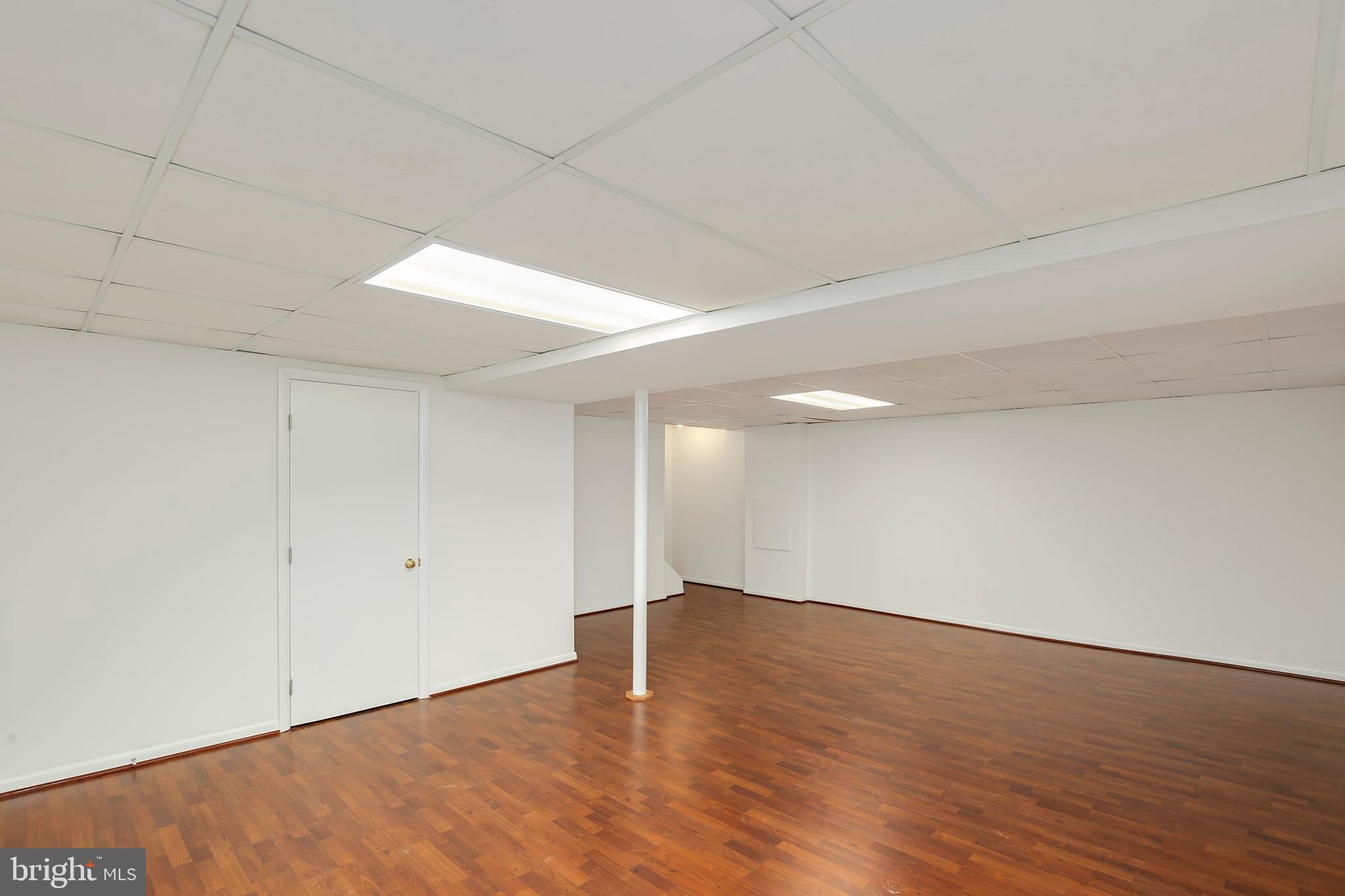 12231 St James Road Potomac, MD 20854 - Photo 28 of 36 Gallery Image 28