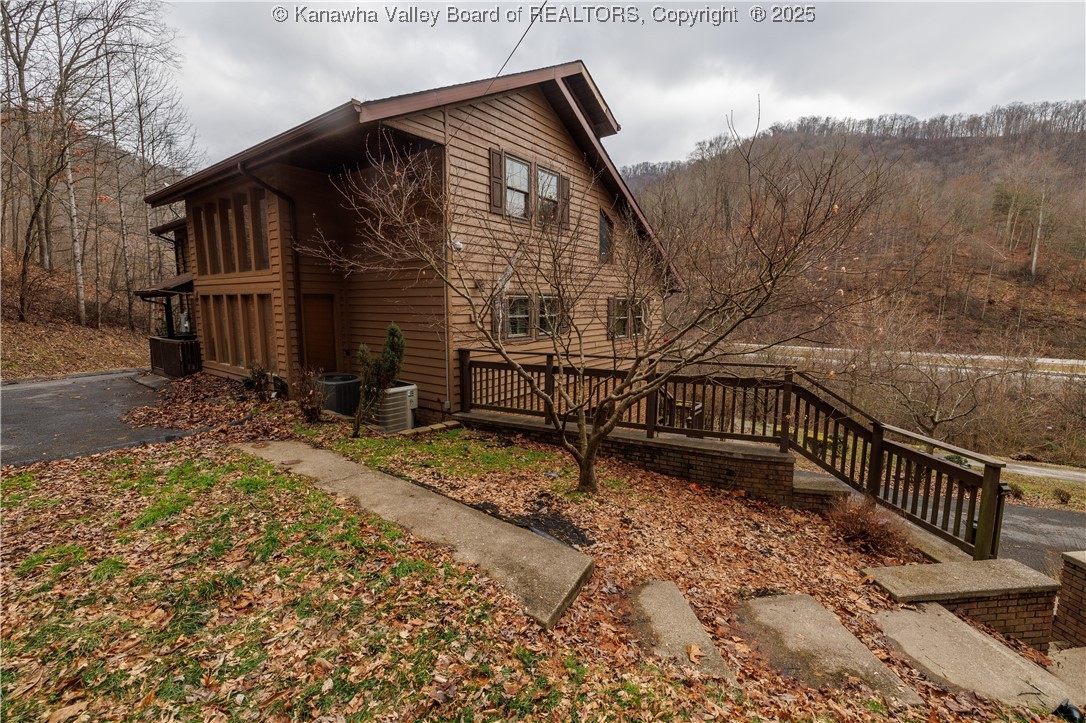 215 Myrtle Webb Road Chapmanville, WV 25508 - Photo 34 of 49 Gallery Image 34