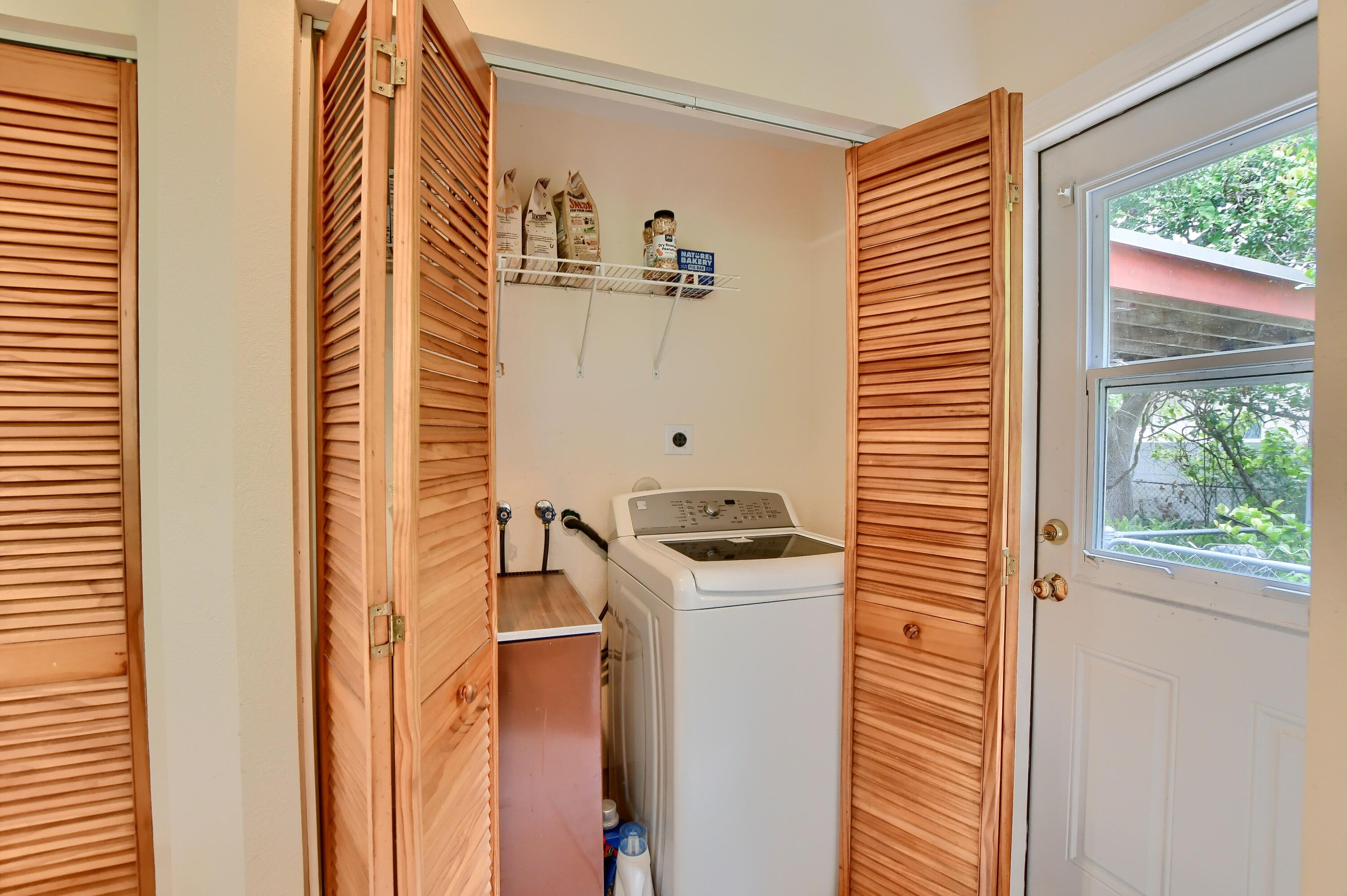 245 Northwest 45th Street Boca Raton, FL 33431 - Photo 15 of 37 37_ebf_0660-hdr(5)