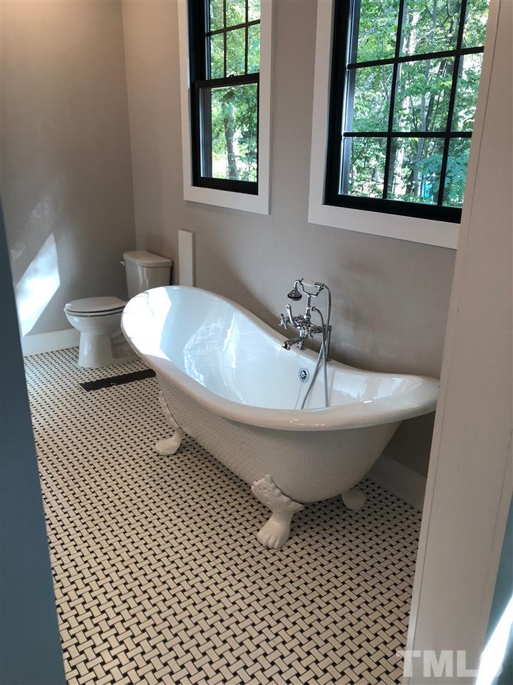 311 Chandler Road Durham, NC 27703 - Photo 18 of 26 Gallery Image 18