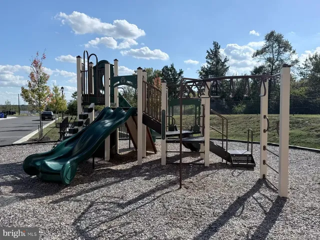 a view of a tennis court