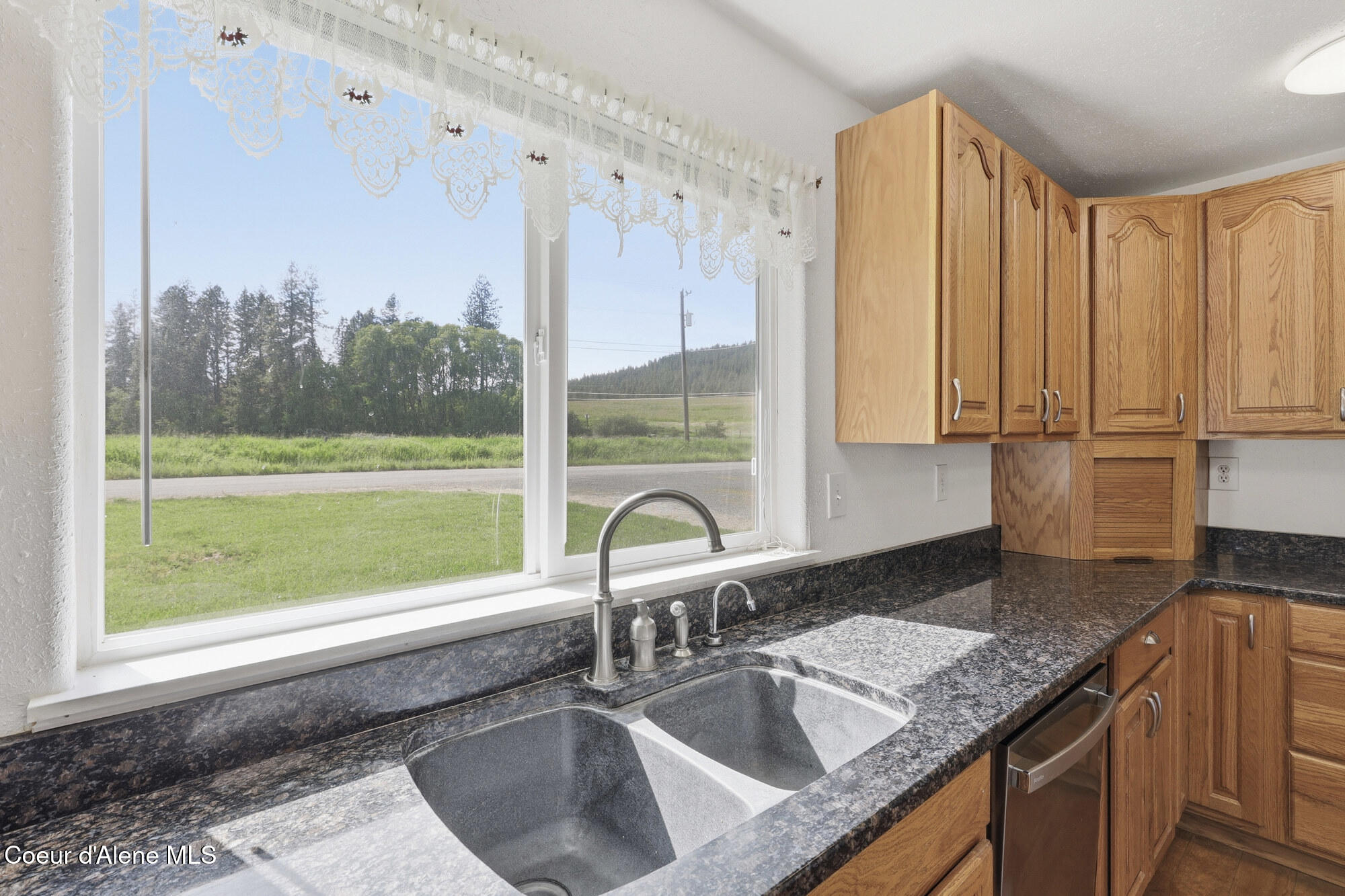 154 15th Street Plummer, ID 83851 - Photo 9 of 47 Views