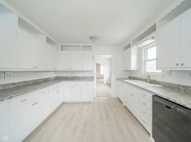 $165,000 | 124 West 38th Street, Anderson, IN 46013