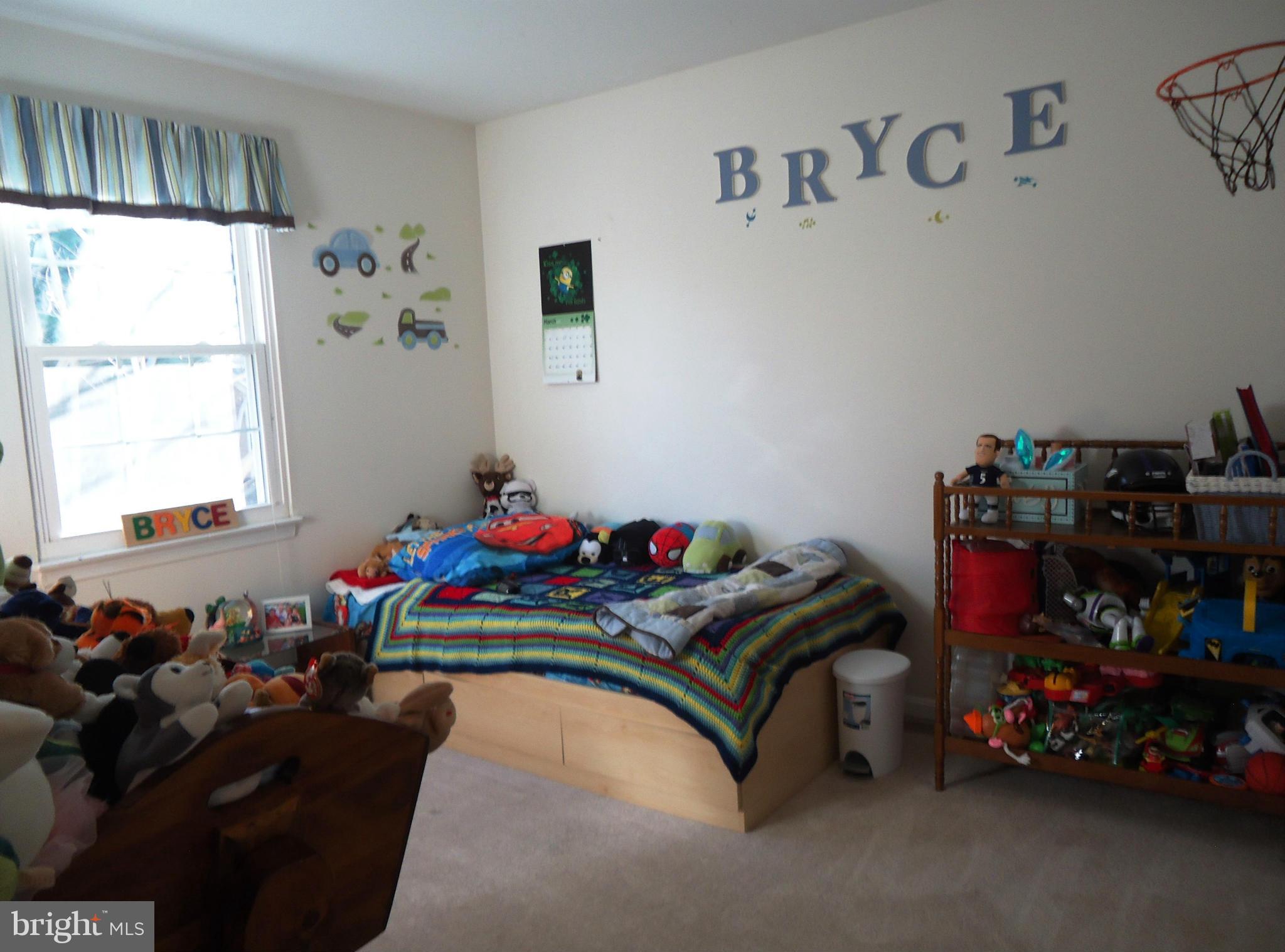 9316 Oak White Road Baltimore, MD 21236 - Photo 21 of 30 Bedroom