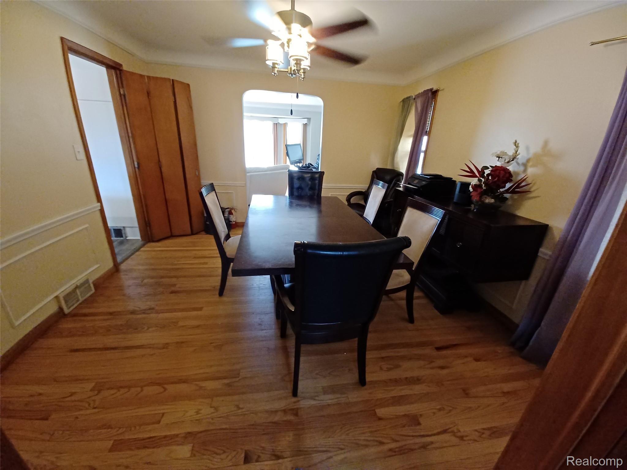 16554 Huntington Road Detroit, MI 48219 - Photo 11 of 26 20220504_144044.jpg