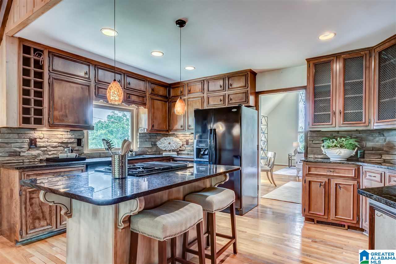 3044 Warrington Road Birmingham, AL 35223 - Photo 15 of 35