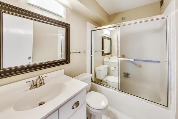 $4,000 | 1309 North Wells Street, Unit 605, Chicago, IL 60610