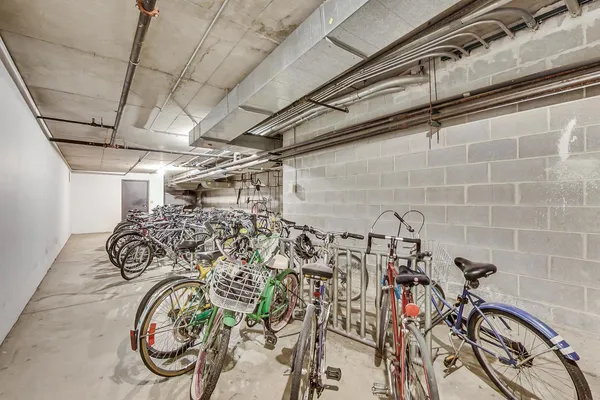 $4,000 | 1309 North Wells Street, Unit 605, Chicago, IL 60610