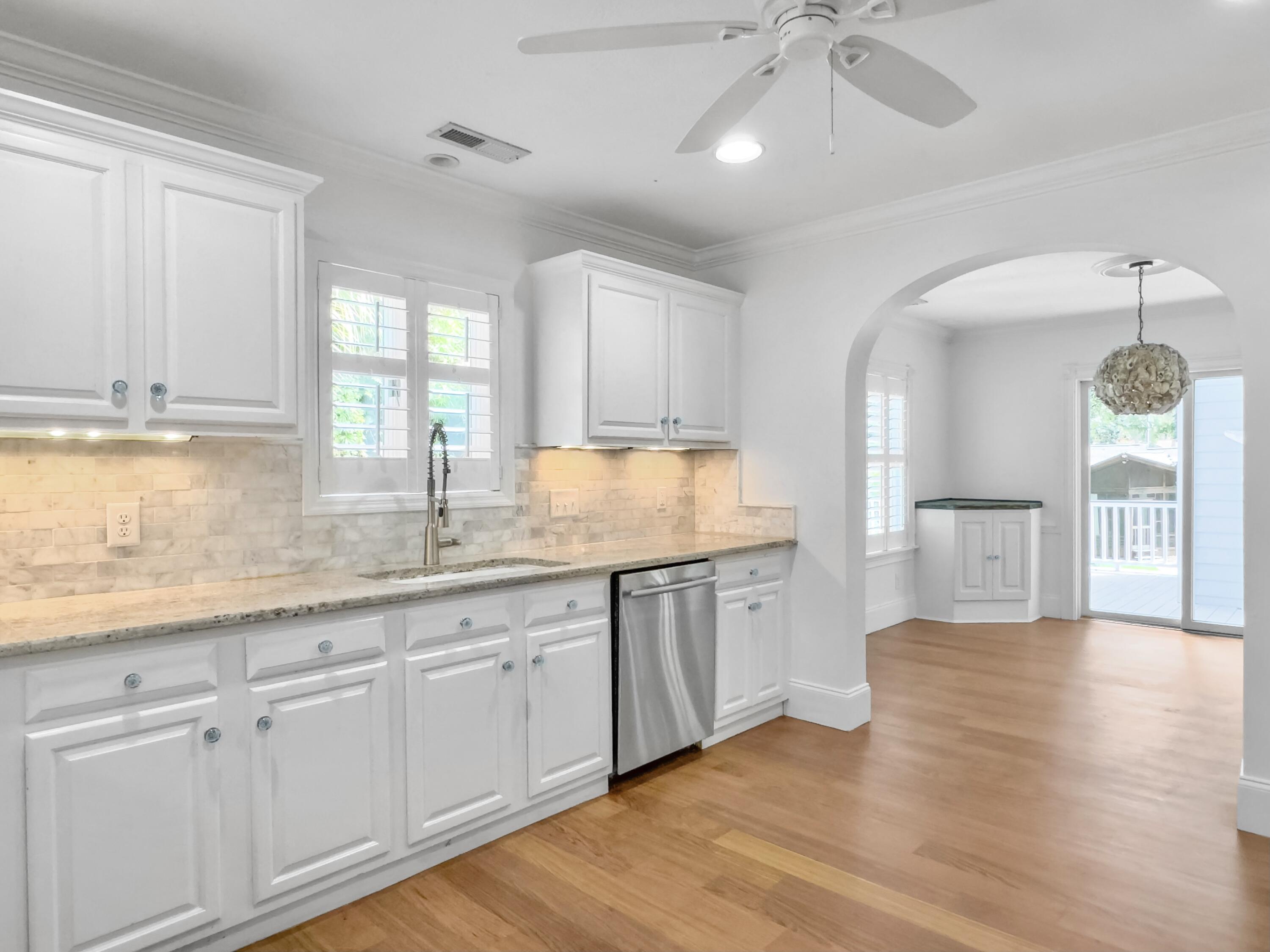 10 Wills Way Isle of Palms, SC 29451 - Photo 20 of 104 Kitchen