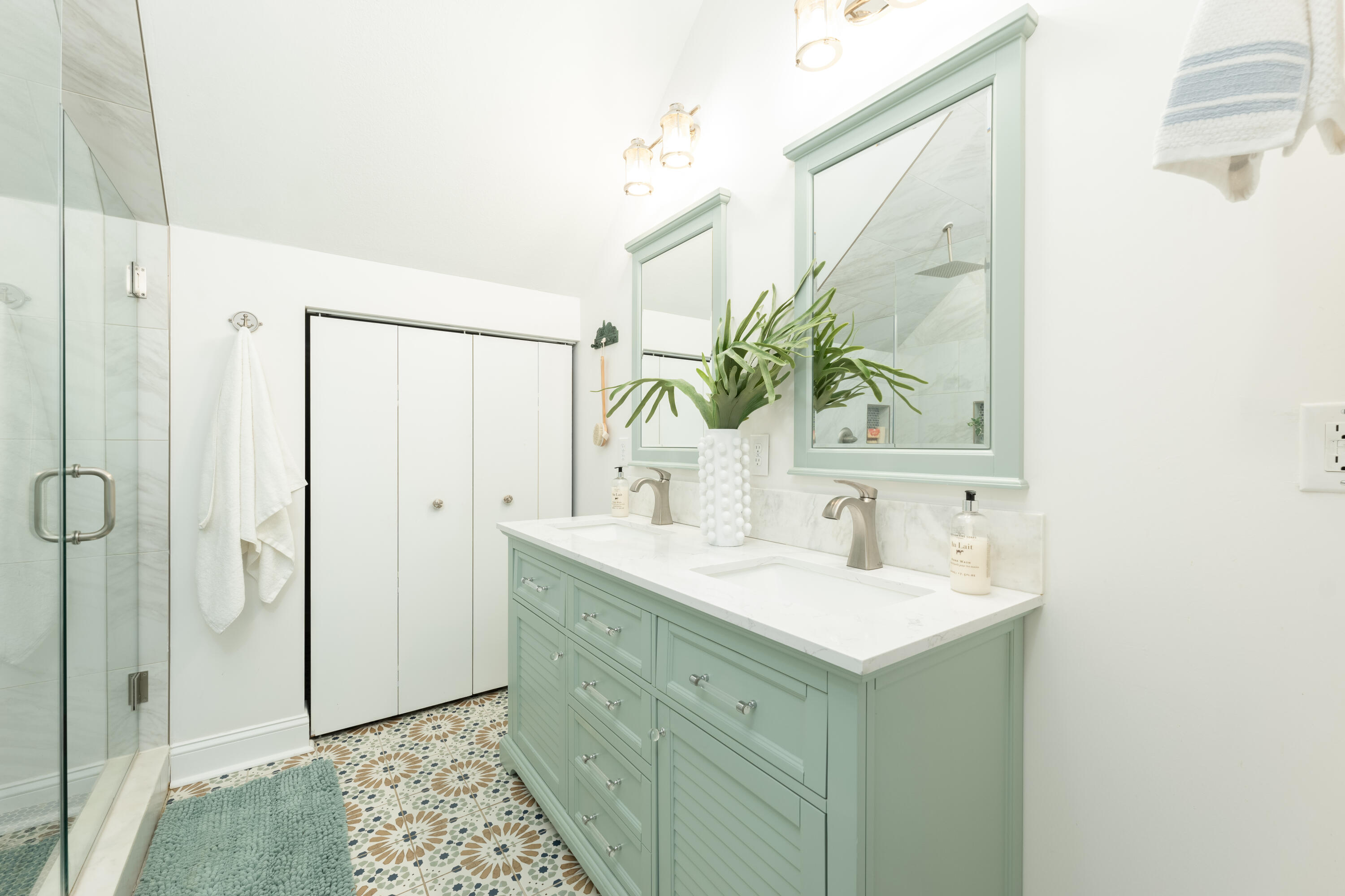 10 Wills Way Isle of Palms, SC 29451 - Photo 53 of 104 Primary Ensuite Bath