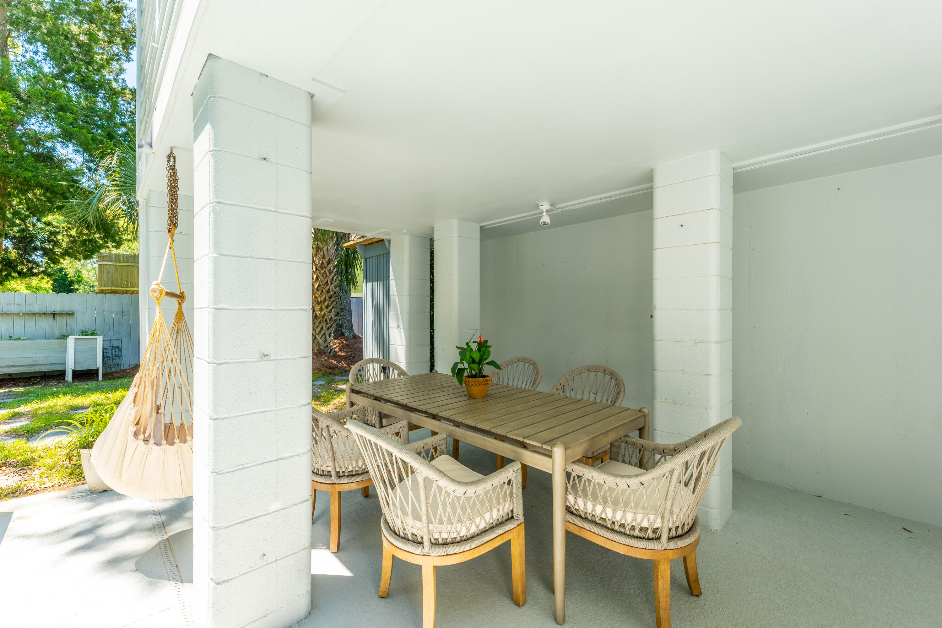 10 Wills Way Isle of Palms, SC 29451 - Photo 66 of 104 Outside dining area