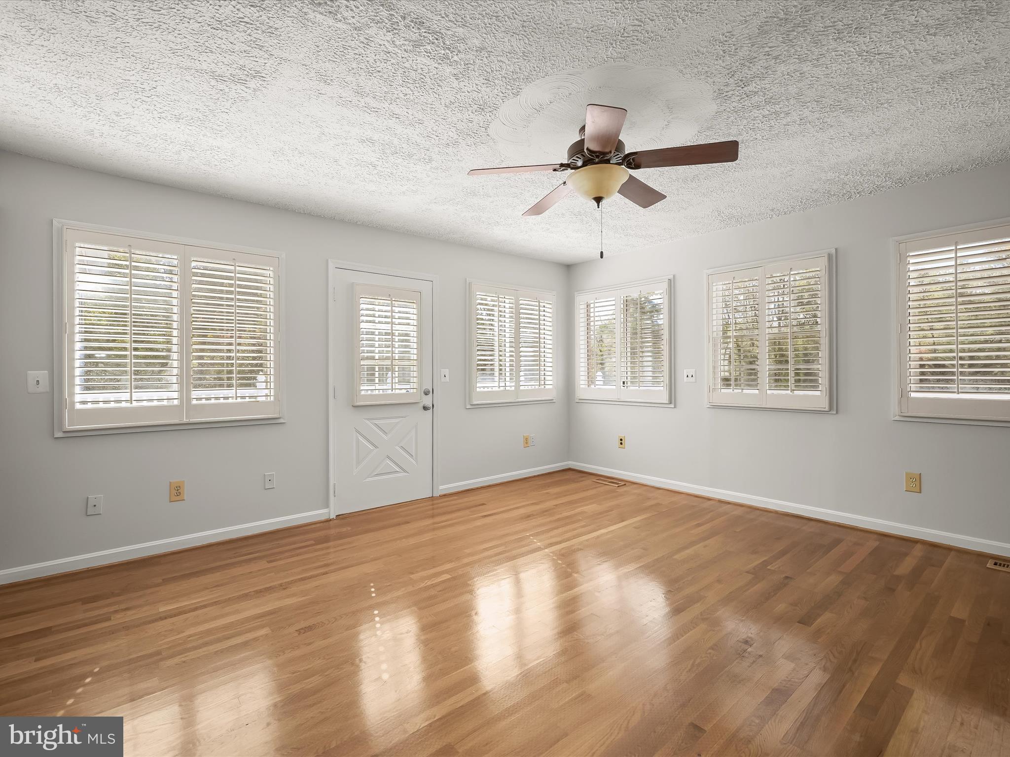 2548 Rutland Road Davidsonville, MD 21035 - Photo 20 of 62 Sunroom