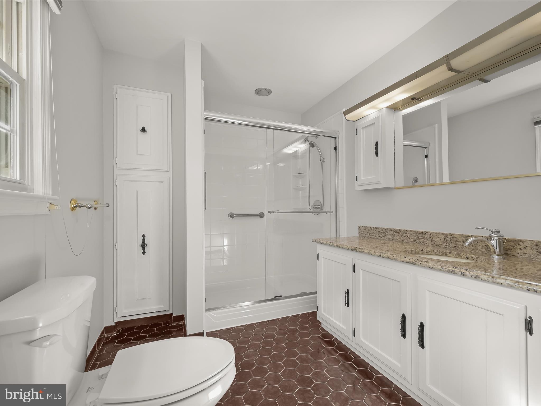 2548 Rutland Road Davidsonville, MD 21035 - Photo 25 of 62 Primary Bath