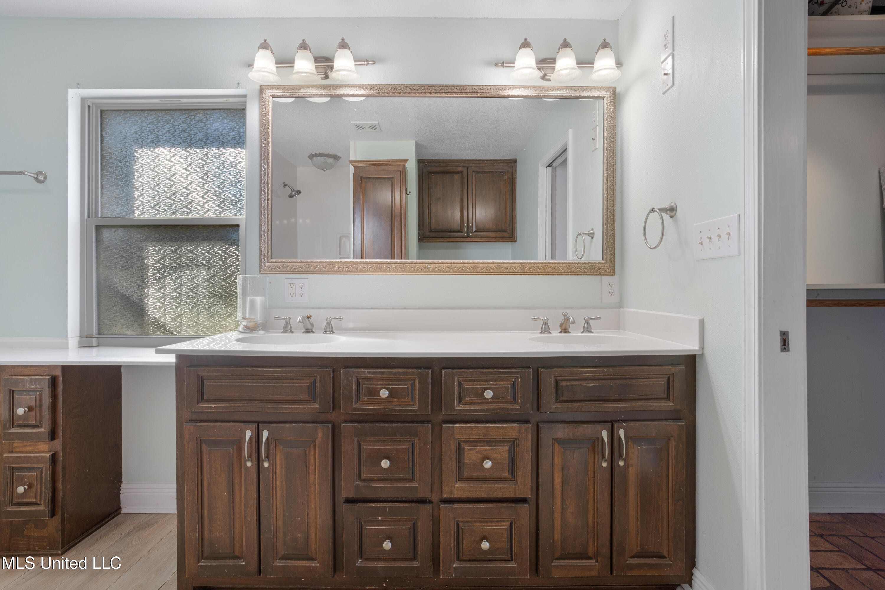 3333 Pine Circle Ocean Springs, MS 39564 - Photo 24 of 45 023