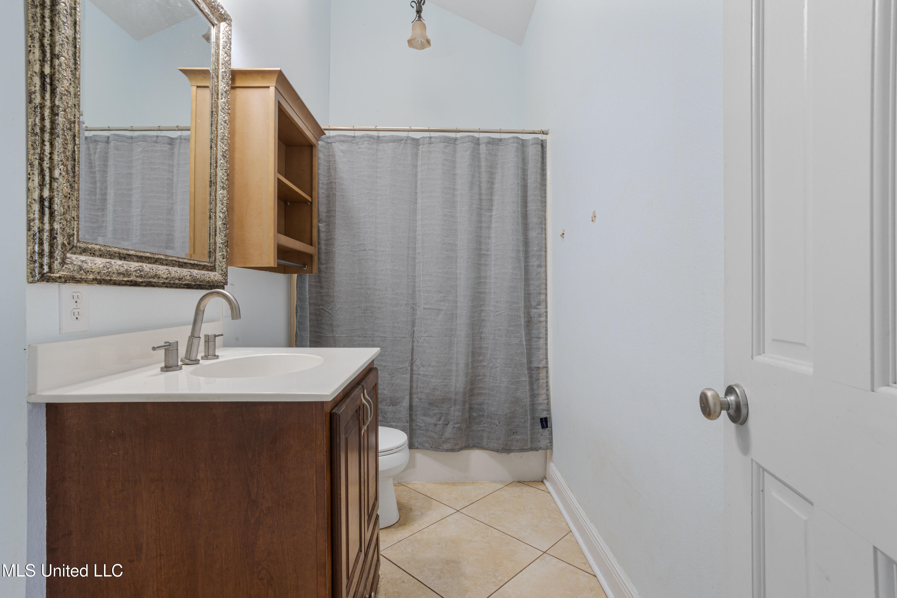 3333 Pine Circle Ocean Springs, MS 39564 - Photo 28 of 45 027