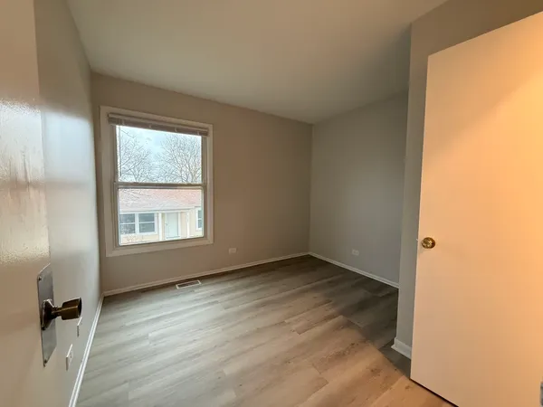 $2,395 | 2167 North Heather Lane, Unit 2167, Palatine, IL 60074