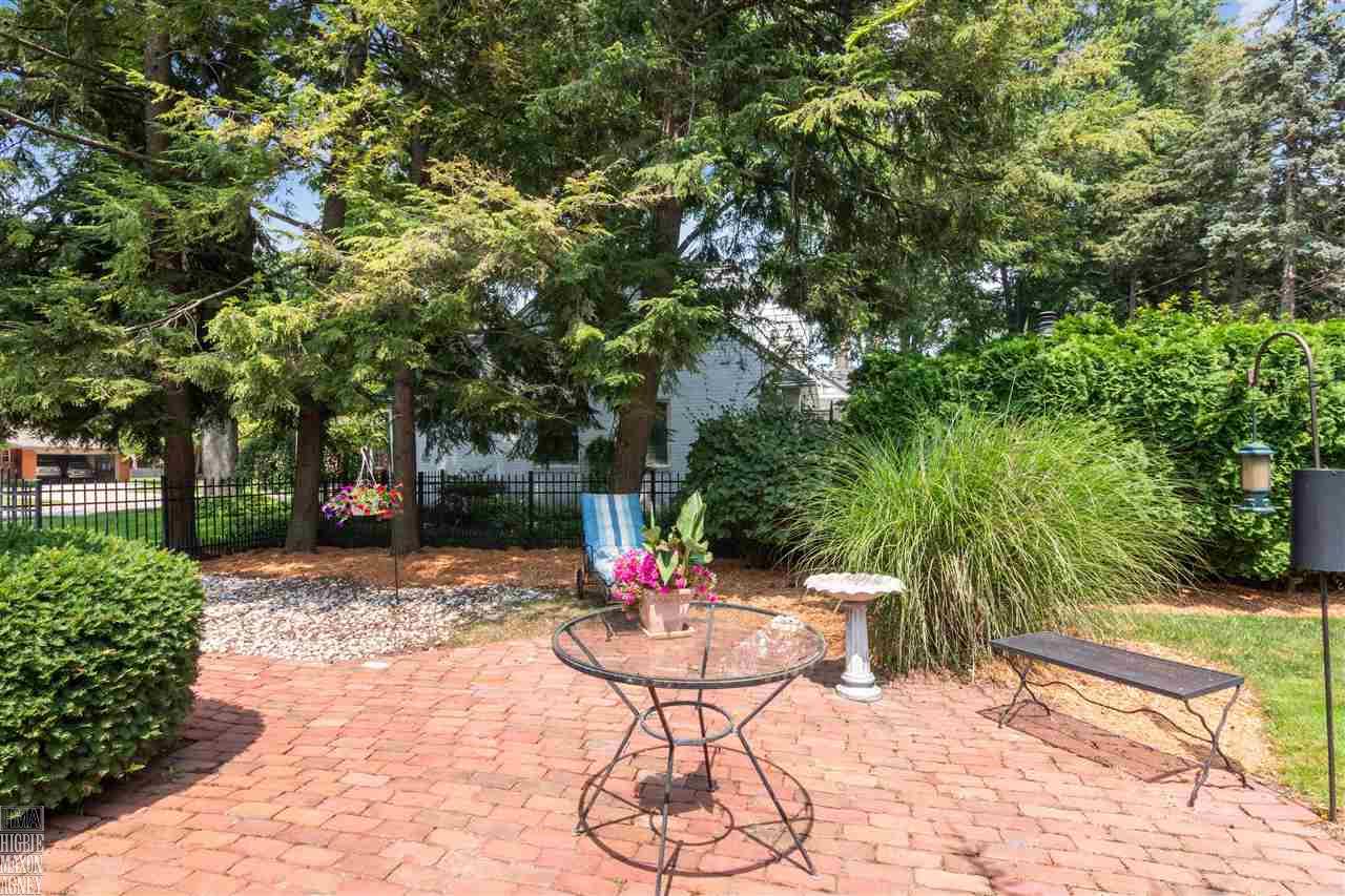 260 Stephens Road Grosse Pointe, MI 48236 - Photo 25 of 29 50050357-25.JPG