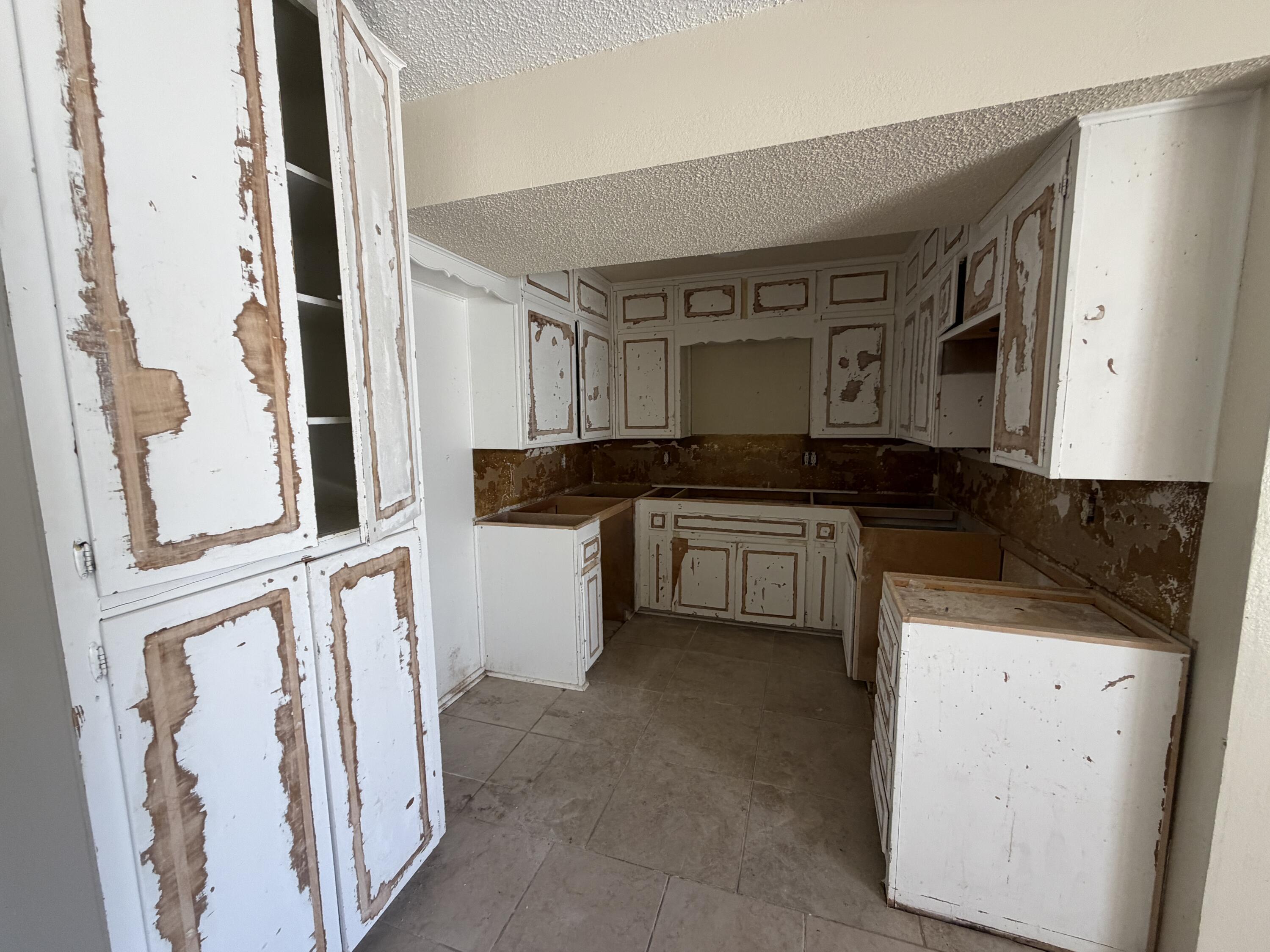 5015 27th Street Lubbock, TX 79407 - Photo 3 of 11 IMG_0154