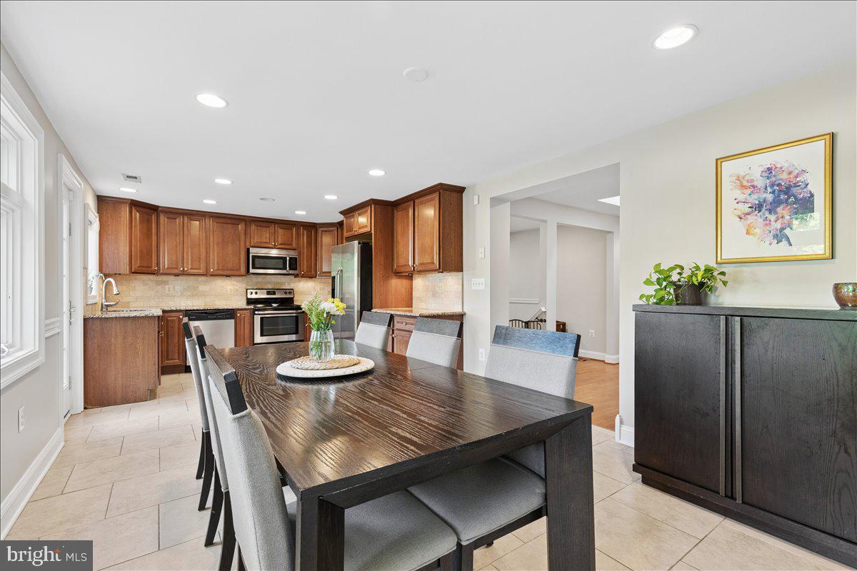 8350 Sycamore Road Millersville, MD 21108 - Photo 14 of 65