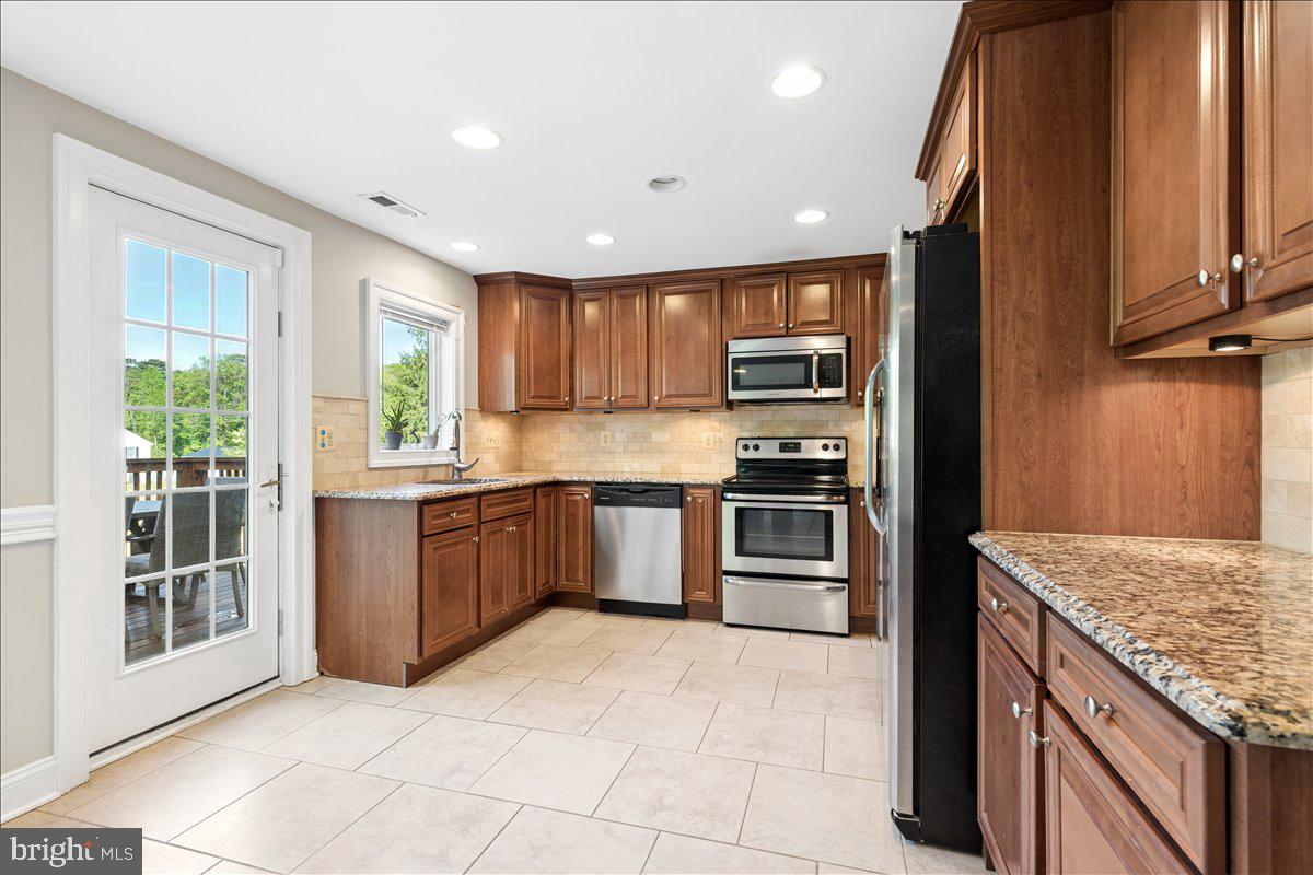 8350 Sycamore Road Millersville, MD 21108 - Photo 20 of 65