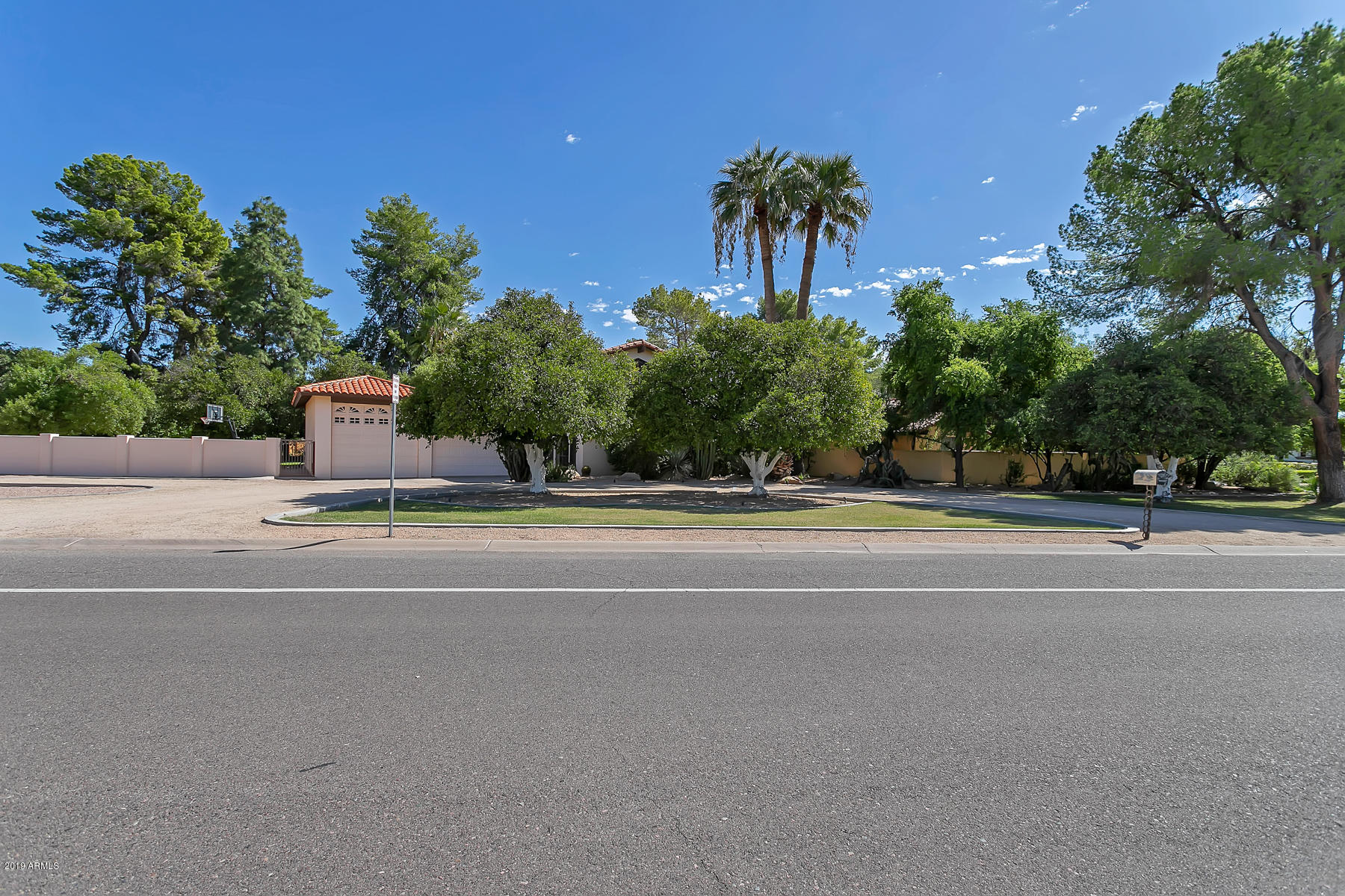 5901 North Quail Run Road Paradise Valley, AZ 85253 - Photo 34 of 37 _MG_2024