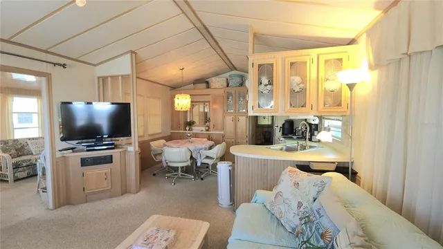 $114,900 | 3333 26th Avenue East, Unit 1219, Bradenton, FL 34208