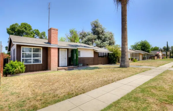 $289,900 | 1204 West Yale Avenue, Fresno, CA 93705