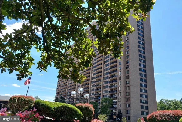 a front view of a building