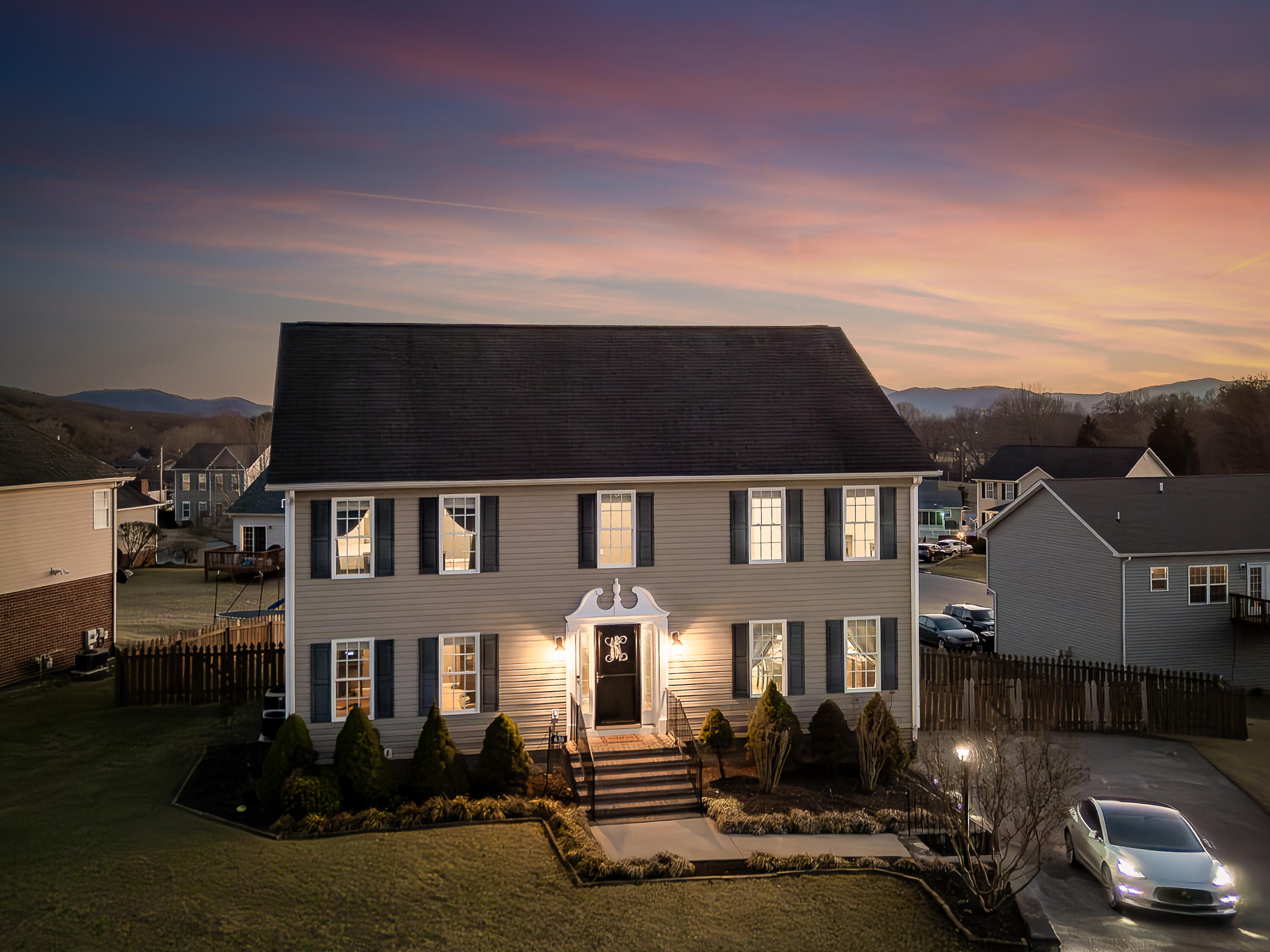 636 Castleridge Road Vinton, VA 24179 - Photo 1 of 37 01-636 Castleridge Rd_01