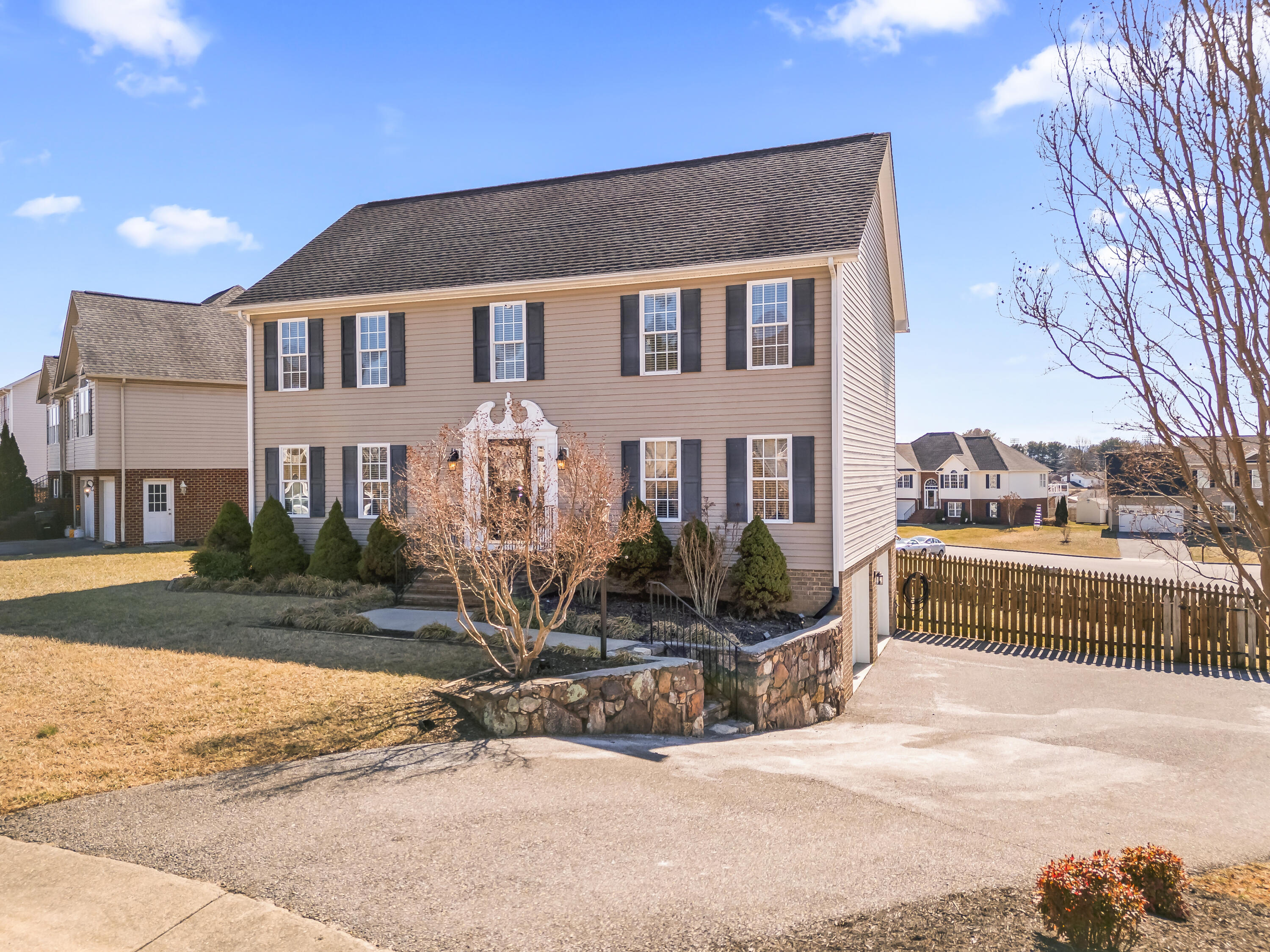 636 Castleridge Road Vinton, VA 24179 - Photo 36 of 37 03-636 Castleridge Rd_03