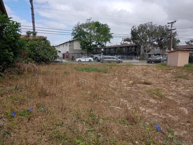 $999,999 | 536 Park Way, Unit 41 42, Chula Vista, CA 91910