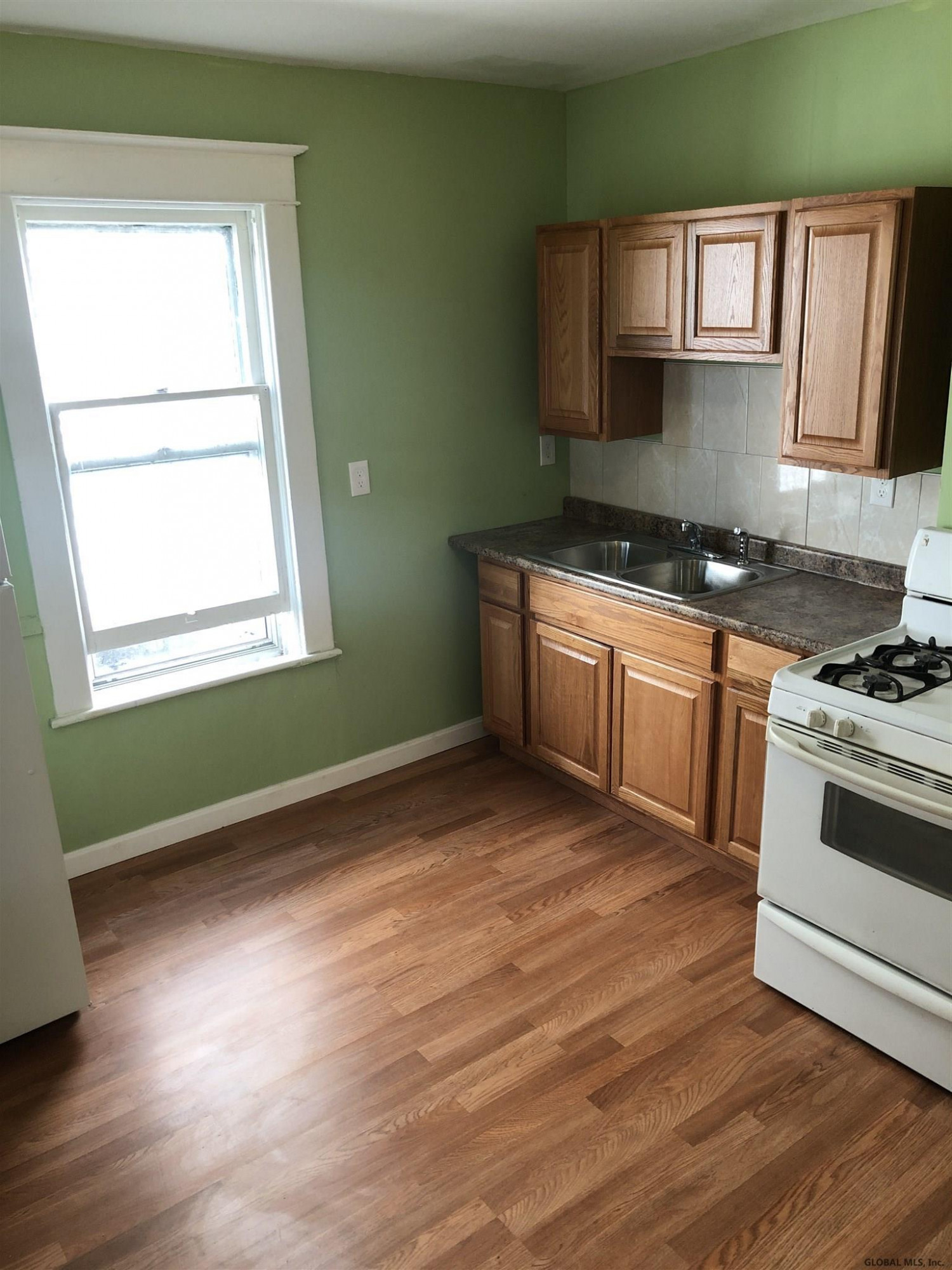 1030 Holland Road Schenectady, NY 12303 - Photo 4 of 22 Photo 4