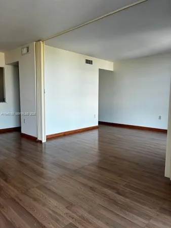 $2,250 | 2500 Northeast 135th Street, Unit B506, North Miami, FL 33181