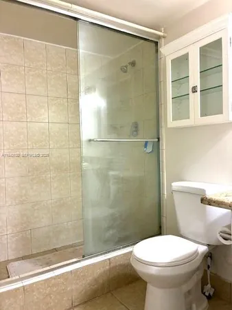 $2,400 | 2500 Northeast 135th Street, Unit B506, North Miami, FL 33181