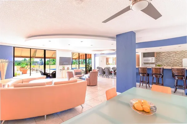 $2,400 | 2500 Northeast 135th Street, Unit B506, North Miami, FL 33181