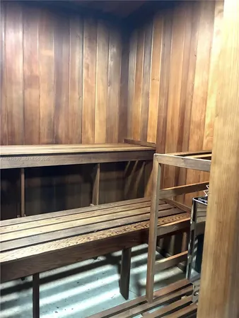 $2,250 | 2500 Northeast 135th Street, Unit B506, North Miami, FL 33181