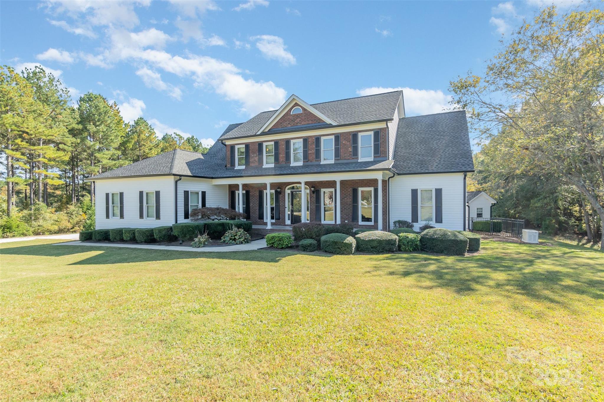 2353 Tuckaway Road Rock Hill, SC 29730 - Photo 11 of 48 Gallery Image 11