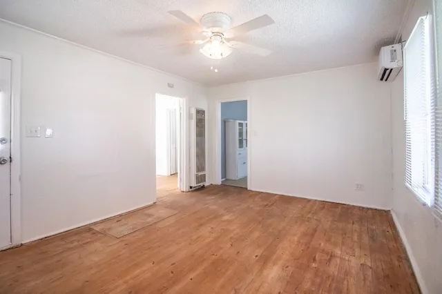 $420,000 | 1305 South 9th Street, Slaton, TX 79364