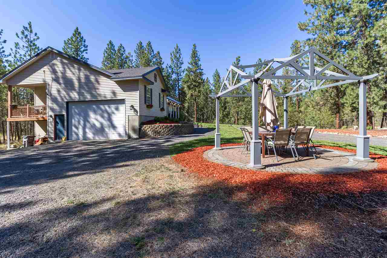 11510 South Sherman Road Spokane, WA 99224 - Photo 2 of 20