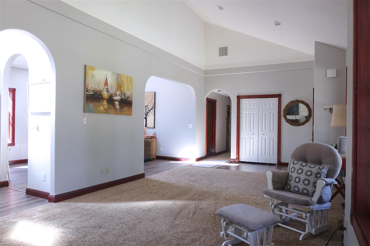 11510 South Sherman Road Spokane, WA 99224 - Photo 3 of 20