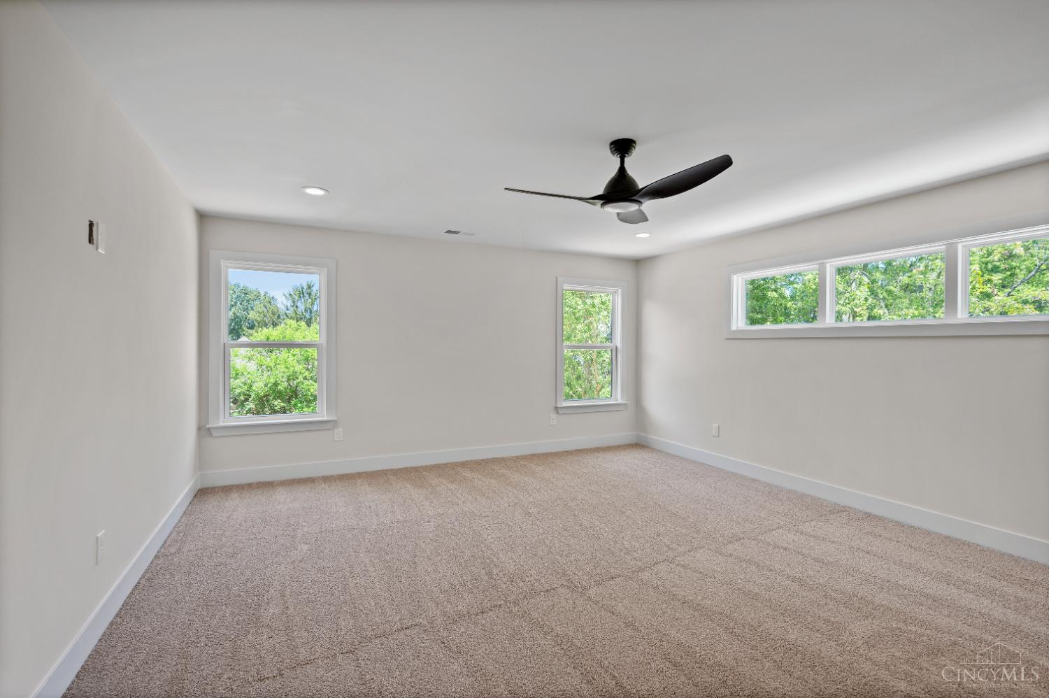 7840 Pfeiffer Road Montgomery, OH 45242 - Photo 28 of 43