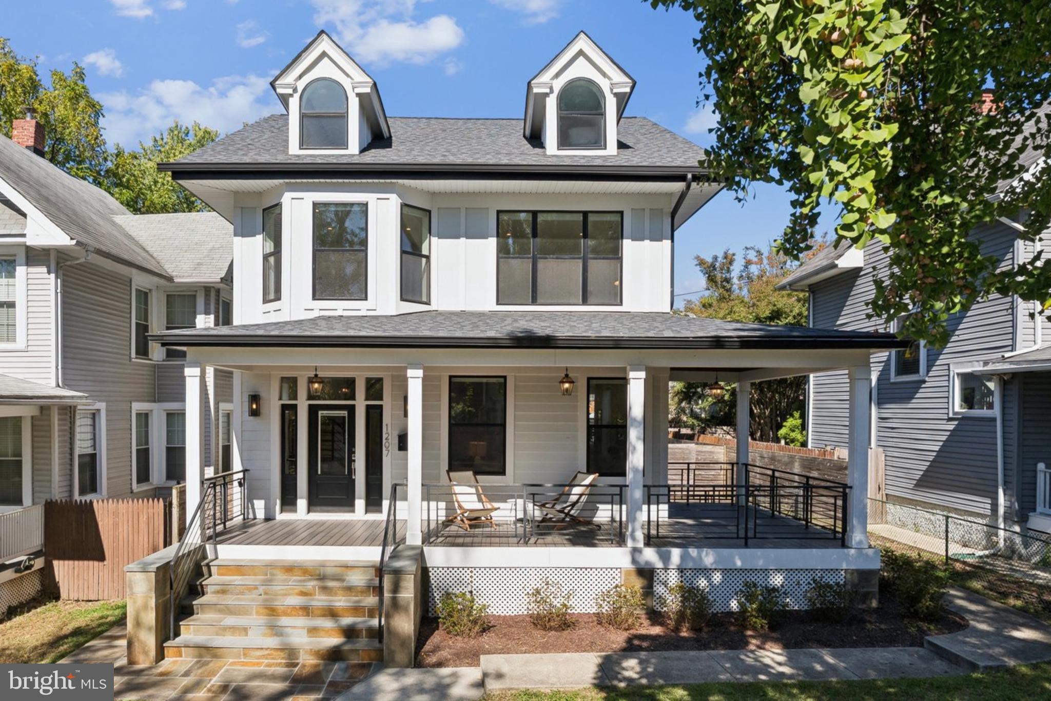 1207 Delafield Pl NW