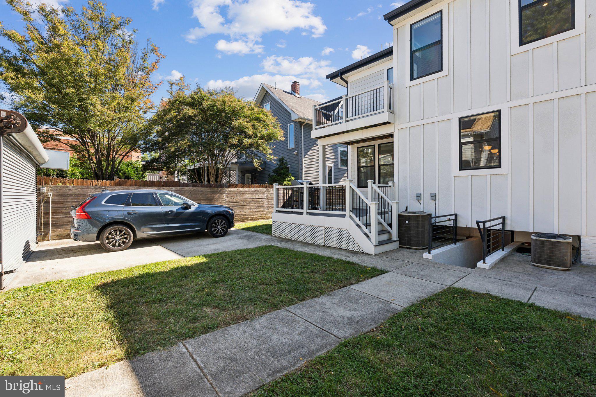 1207 Delafield Place Northwest Washington, DC 20011 - Photo 5 of 47 Back yard with secure parking