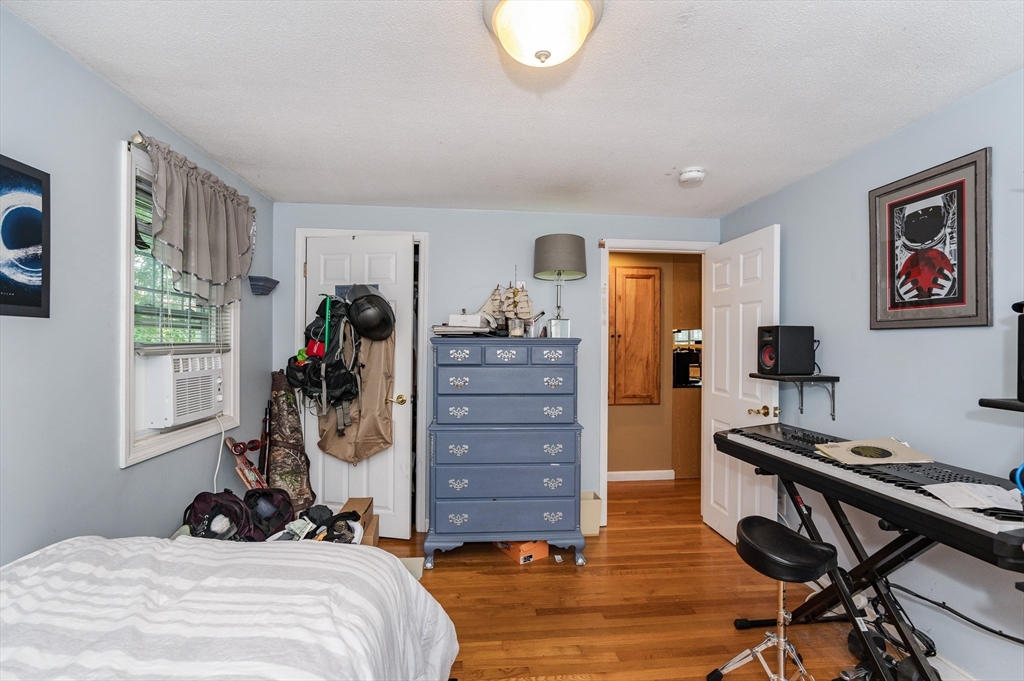 18 Edgehill Road Saugus, MA 01906 - Photo 15 of 30 Gallery Image 15