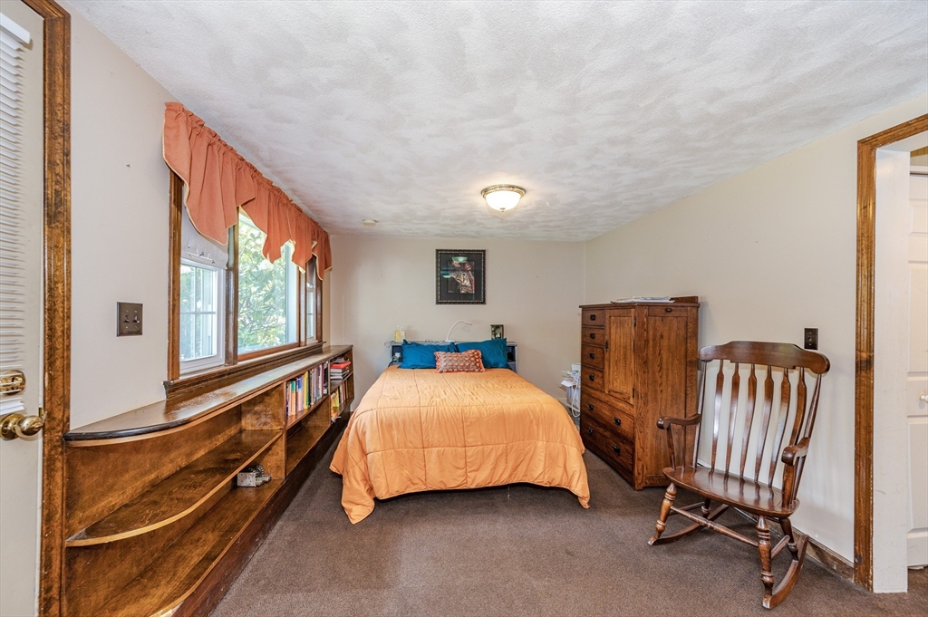 18 Edgehill Road Saugus, MA 01906 - Photo 19 of 30 Gallery Image 19