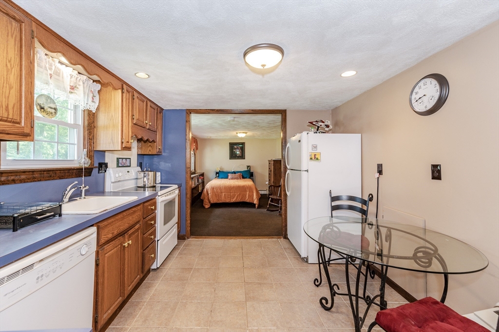 18 Edgehill Road Saugus, MA 01906 - Photo 23 of 30 Gallery Image 23