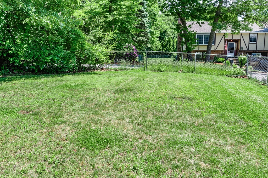 18 Edgehill Road Saugus, MA 01906 - Photo 28 of 30 Gallery Image 28